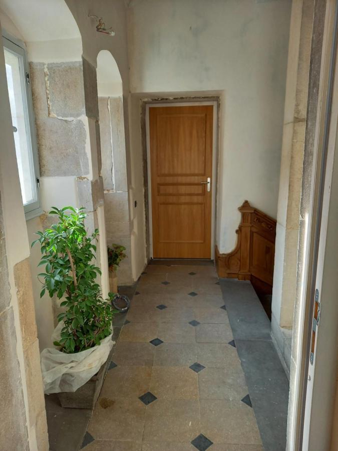 Apartmán Les Meubles Du Colombier Lons-le-Saunier Exteriér fotografie