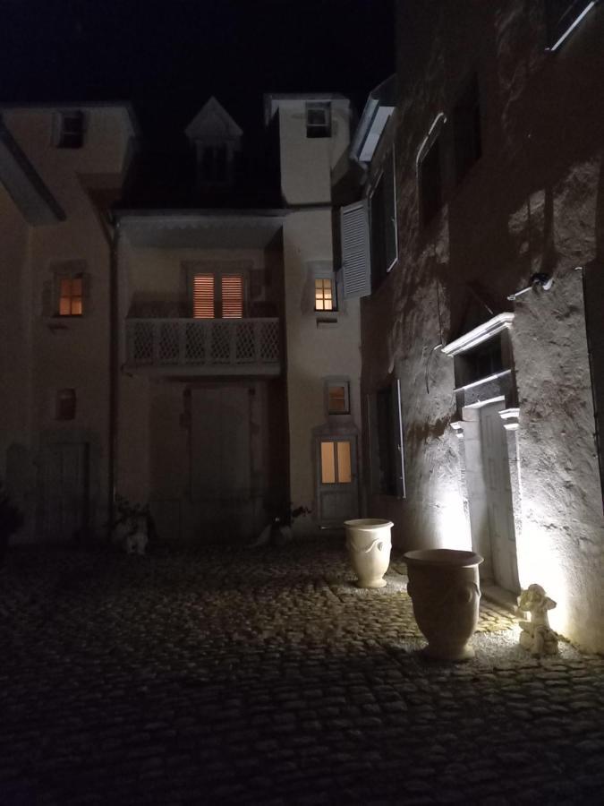 Apartmán Les Meubles Du Colombier Lons-le-Saunier Exteriér fotografie